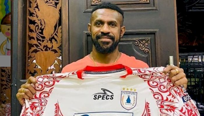 Jawab Rumor Boaz Solossa, Pelatih PSM Berharap Jadi Kenyataan